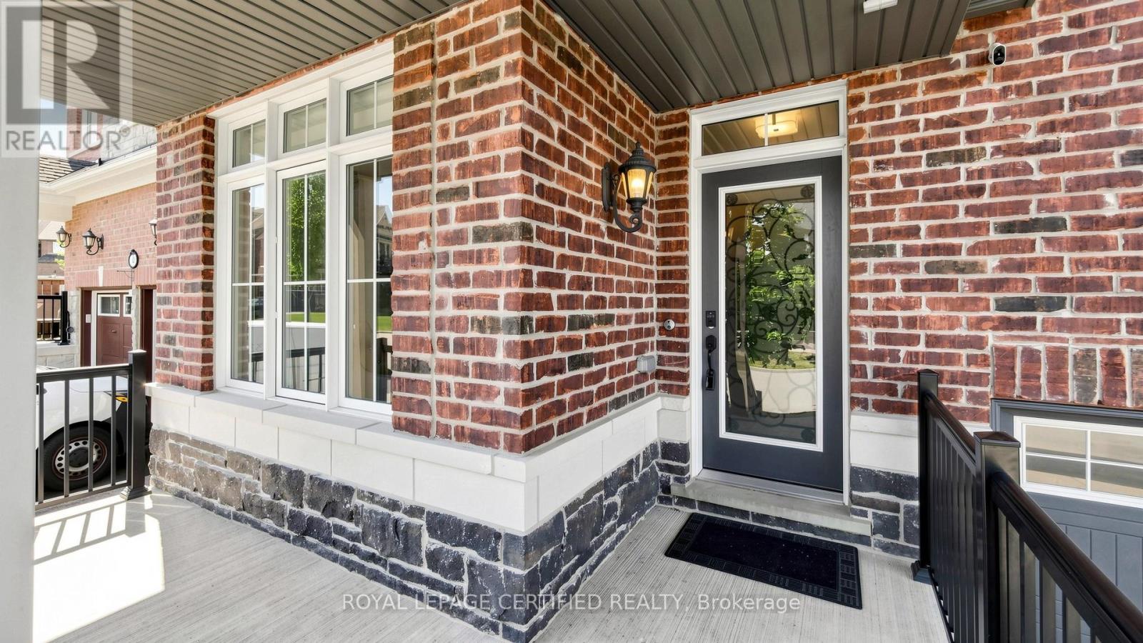 4 Mawby Street, Ajax, Ontario  L1T 0J9 - Photo 3 - E13246182