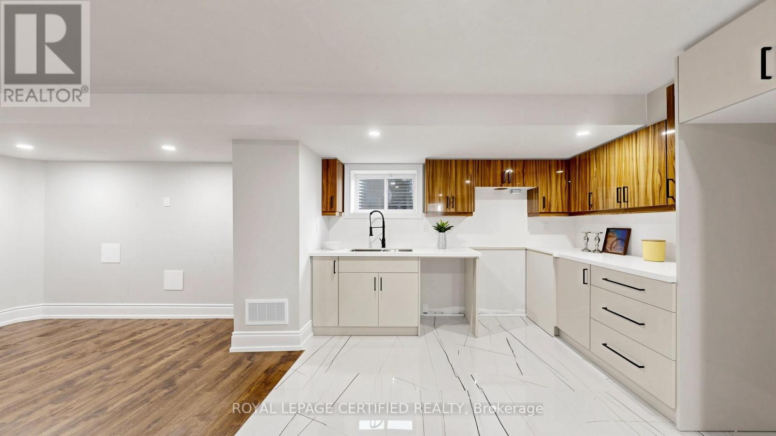 4 Mawby Street, Ajax, Ontario  L1T 0J9 - Photo 33 - E13246182