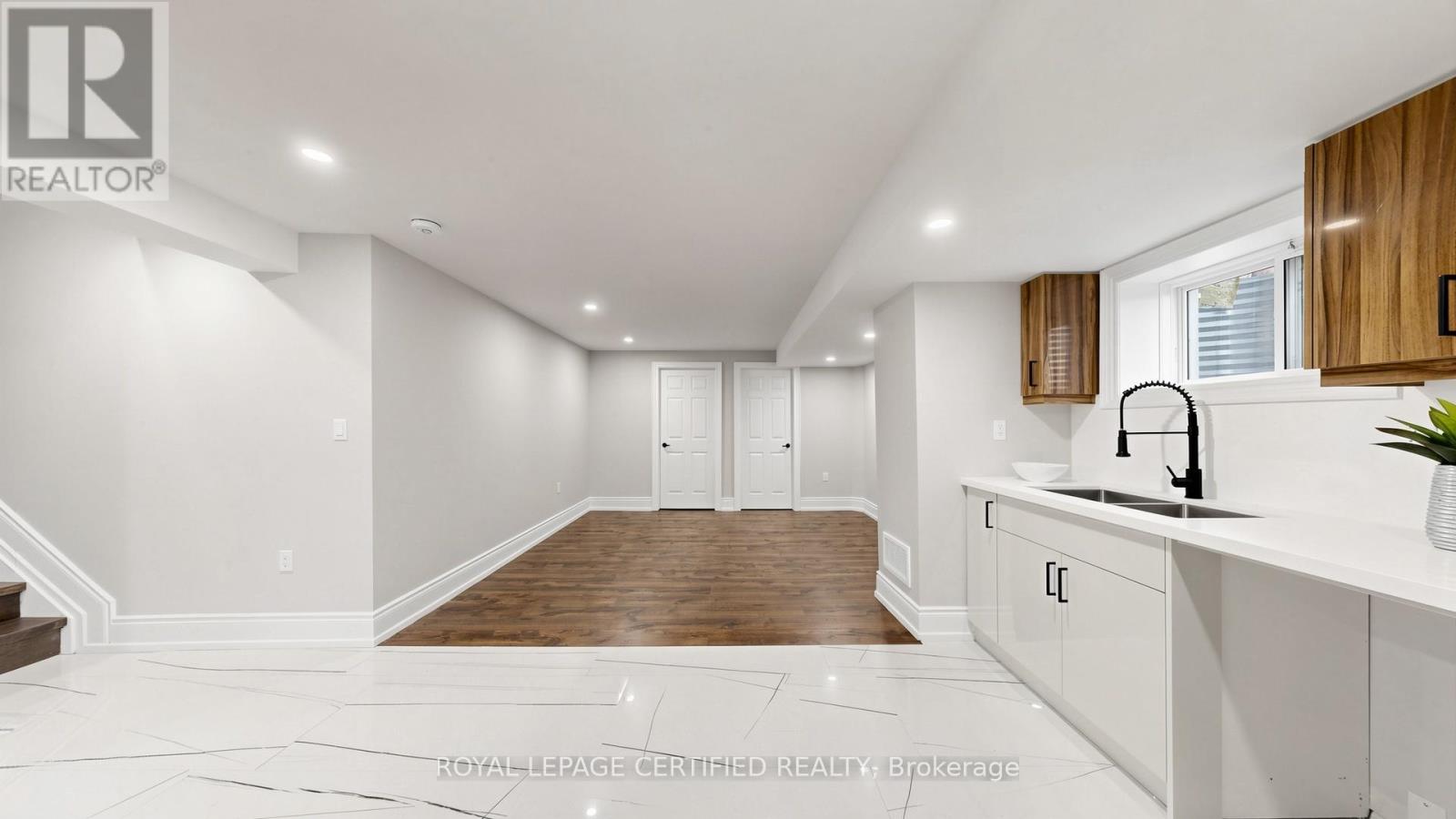 4 Mawby Street, Ajax, Ontario  L1T 0J9 - Photo 34 - E13246182
