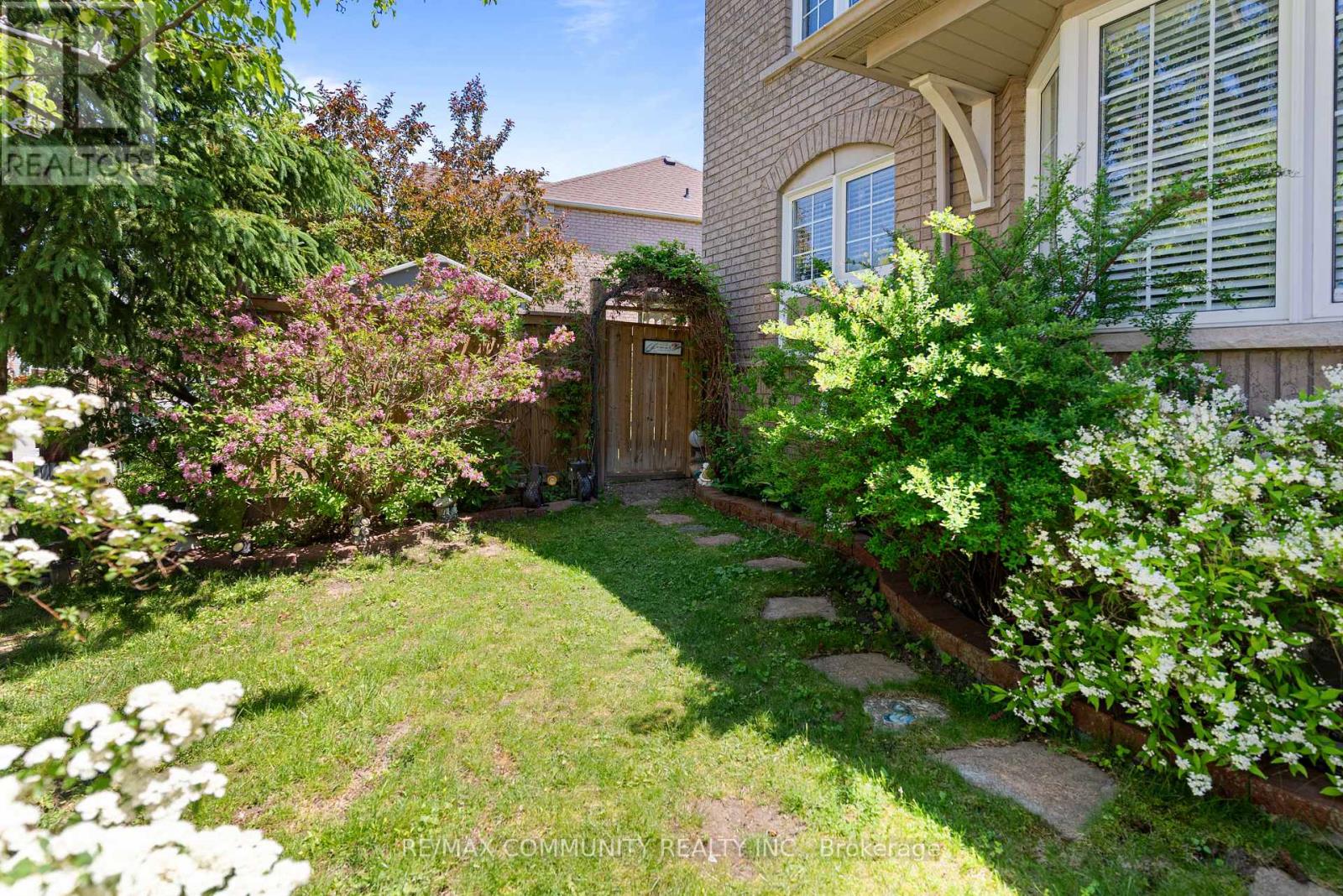 86 Armitage Crescent, Ajax, Ontario  L1T 4K9 - Photo 36 - E13246262