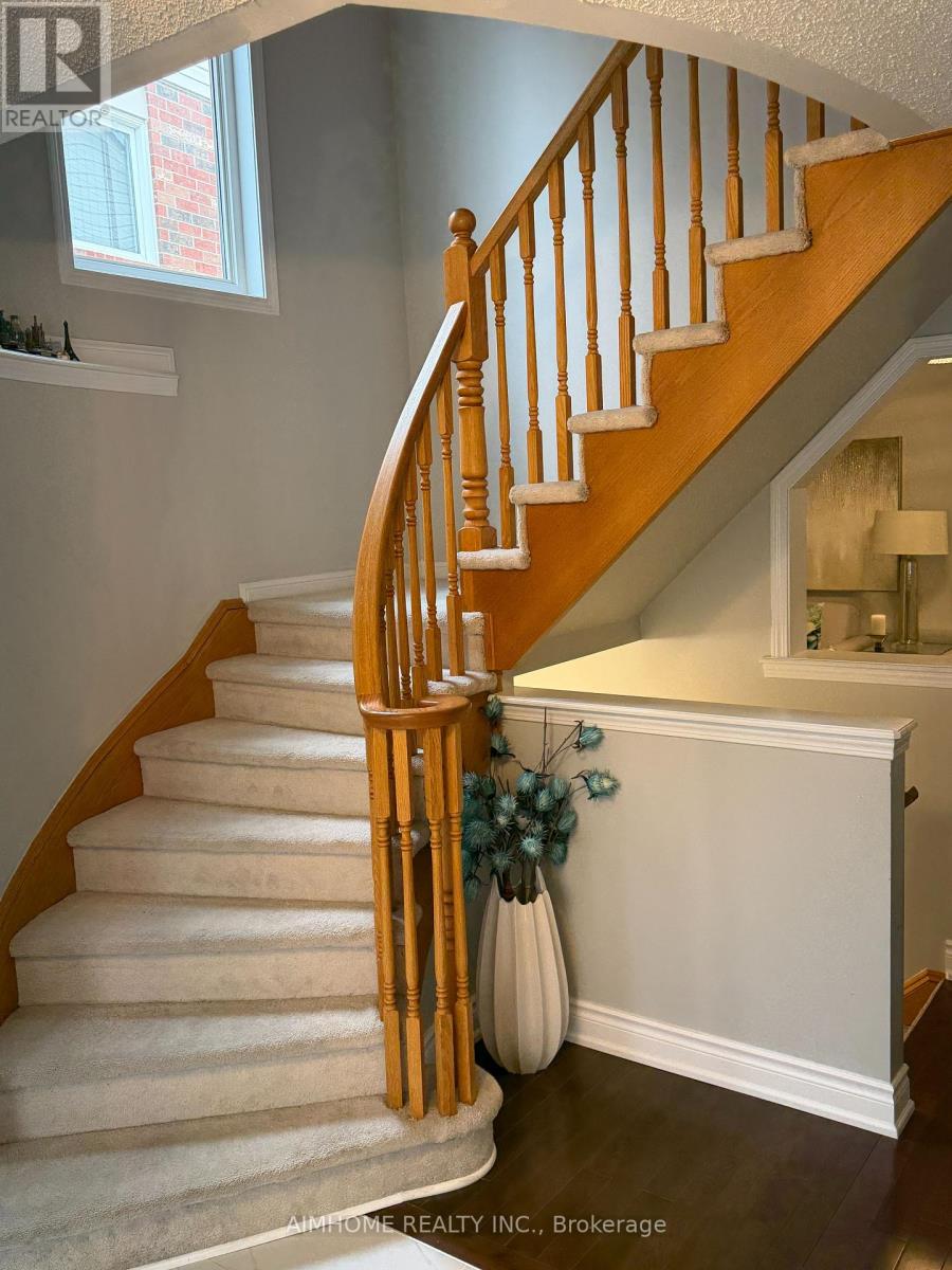49 Fred Silvester Road, Whitchurch-Stouffville, Ontario  L4A 0J6 - Photo 7 - N13246194