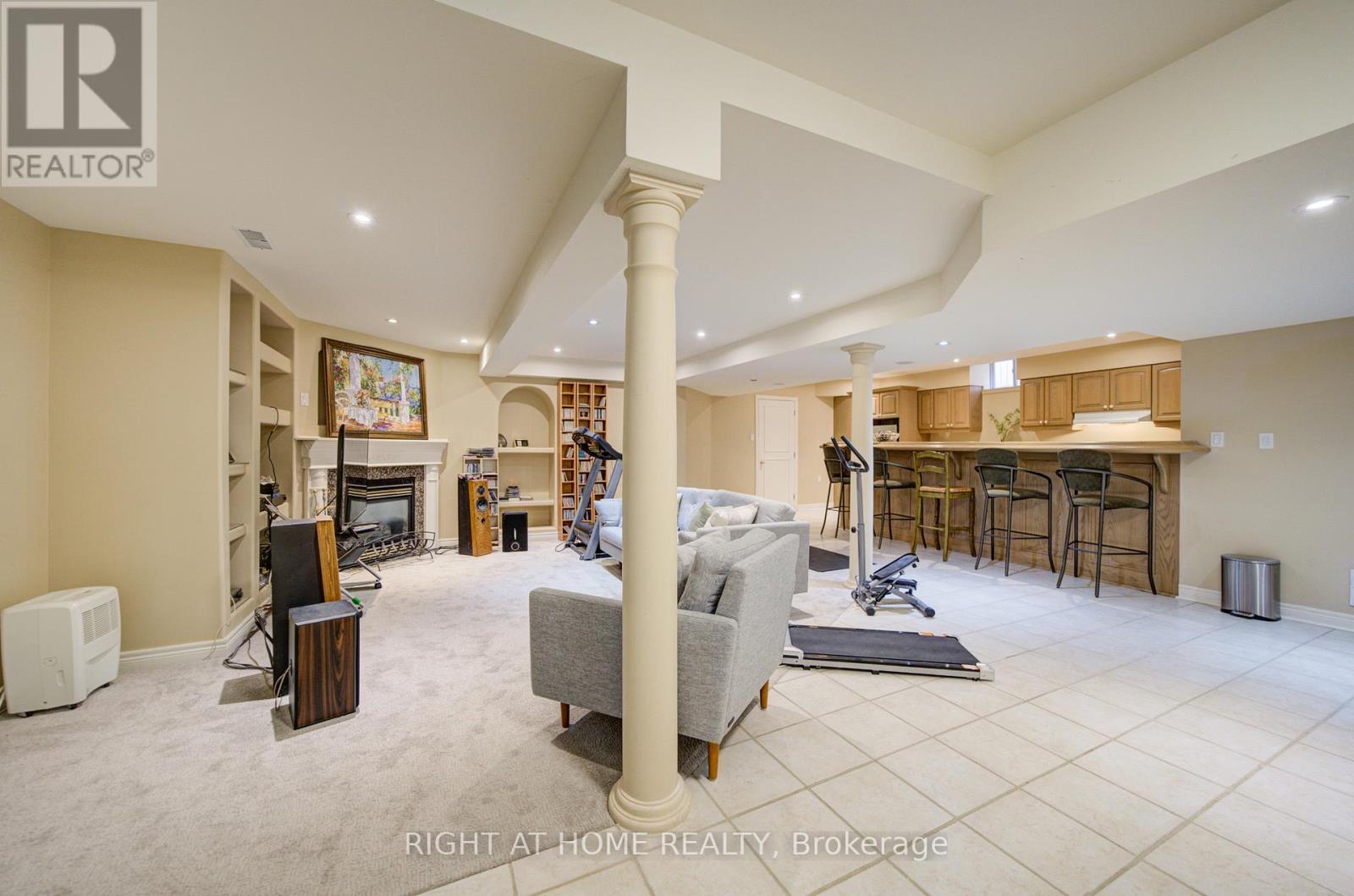 99 Naughton Drive, Richmond Hill, Ontario  L4C 8B3 - Photo 41 - N13246228