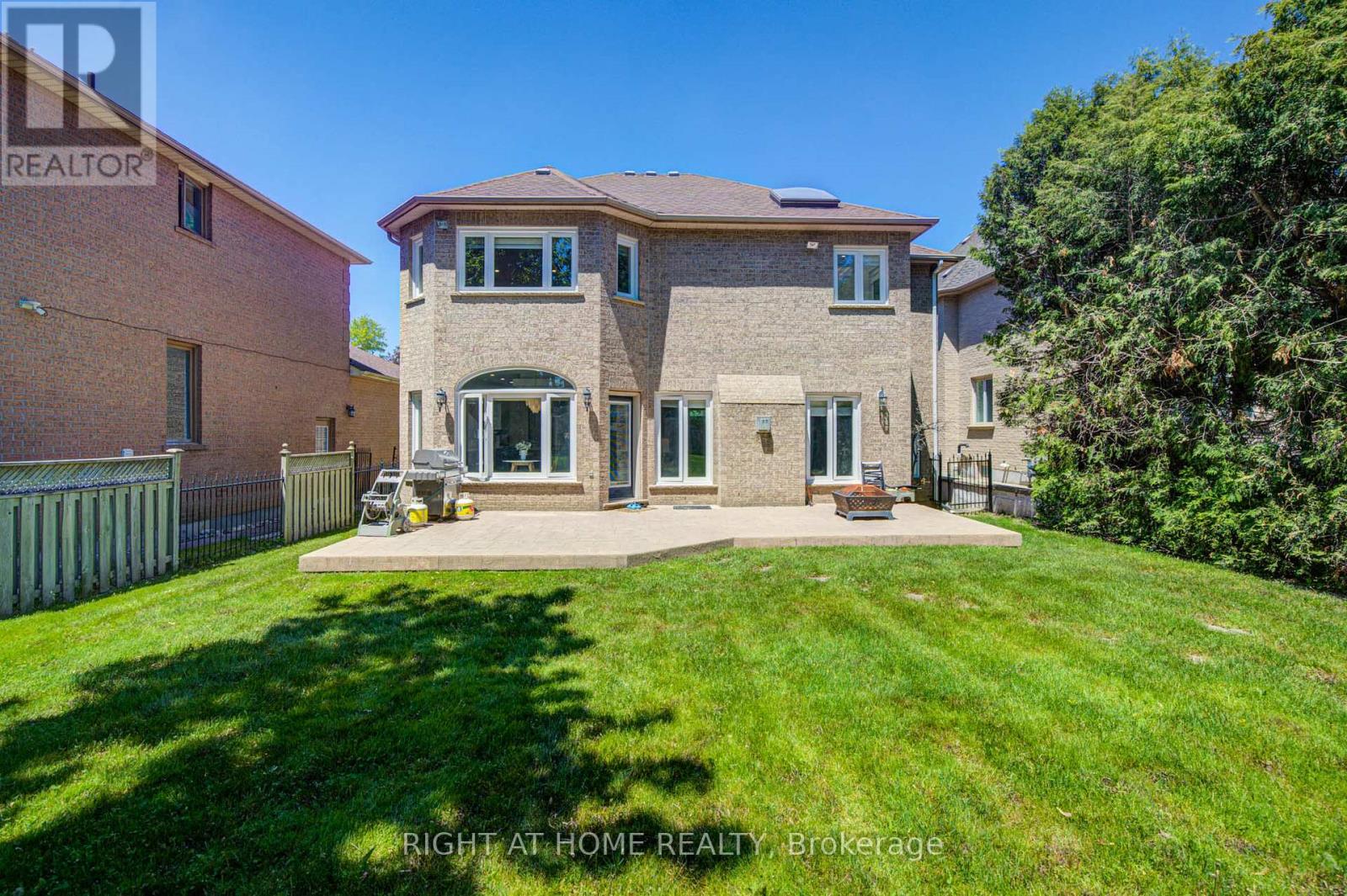 99 Naughton Drive, Richmond Hill, Ontario  L4C 8B3 - Photo 49 - N13246228