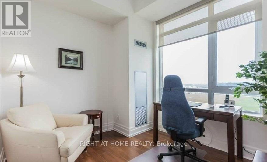 Ph03 - 151 Upper Duke Crescent, Markham, Ontario  L6G 0E1 - Photo 5 - N13246296