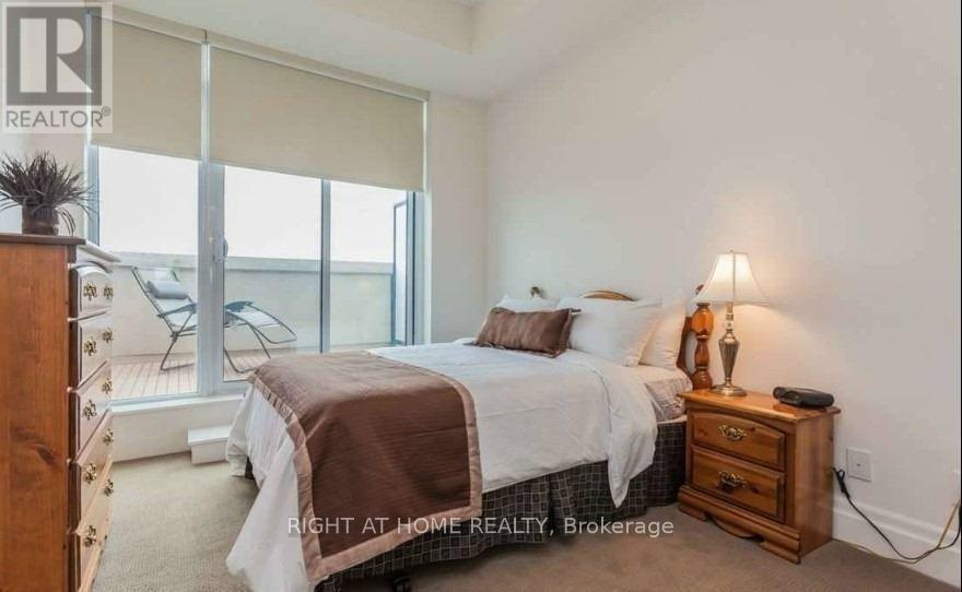 Ph03 - 151 Upper Duke Crescent, Markham, Ontario  L6G 0E1 - Photo 6 - N13246296