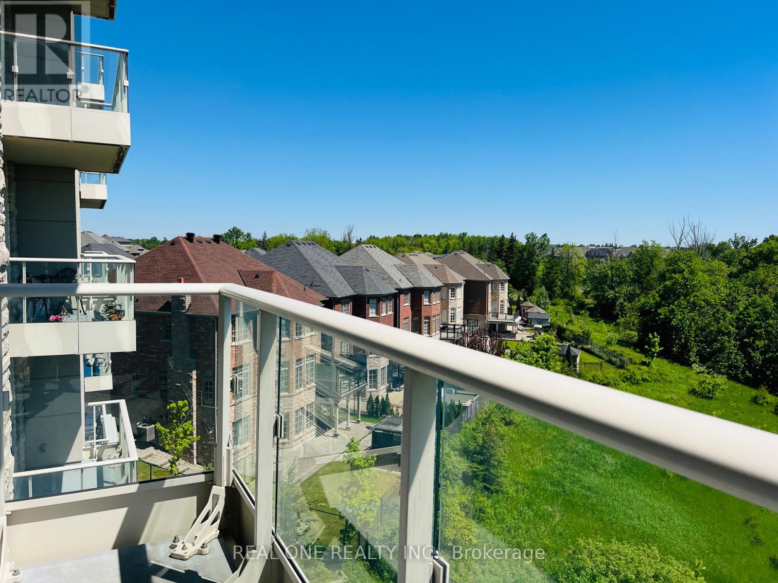 612 - 15 Stollery Pond Crescent, Markham, Ontario  L6C 0Y4 - Photo 24 - N13246308