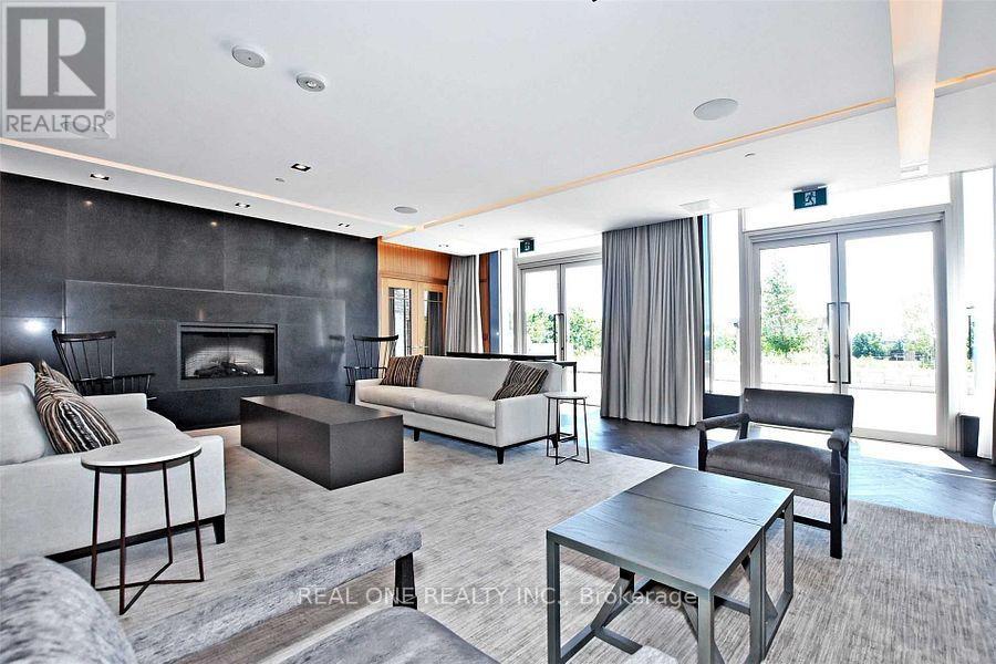 612 - 15 Stollery Pond Crescent, Markham, Ontario  L6C 0Y4 - Photo 28 - N13246308