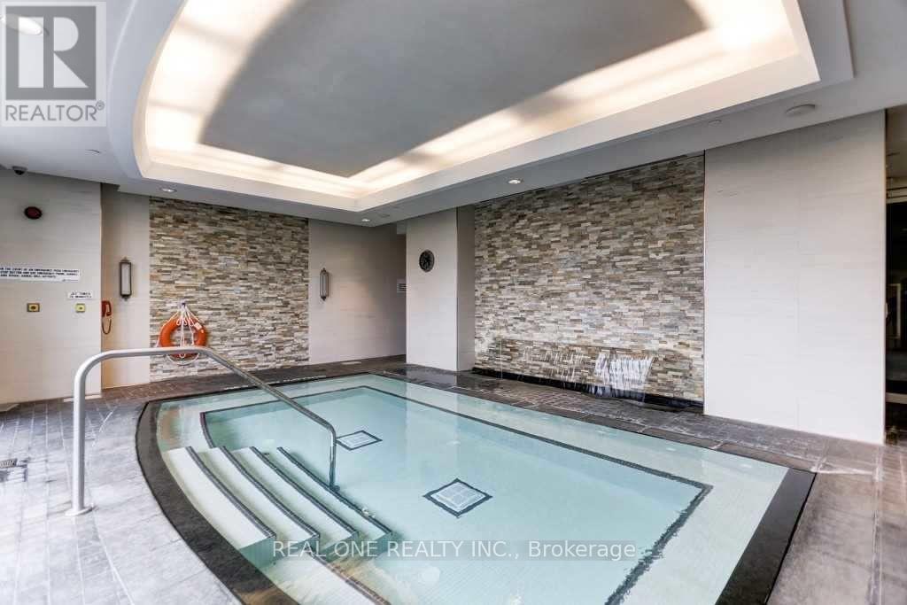 612 - 15 Stollery Pond Crescent, Markham, Ontario  L6C 0Y4 - Photo 34 - N13246308