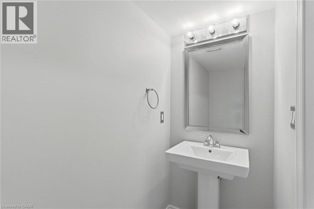 201 Westbank Trail Unit# 13, Stoney Creek, Ontario  L8J 0H4 - Photo 12 - 40835774