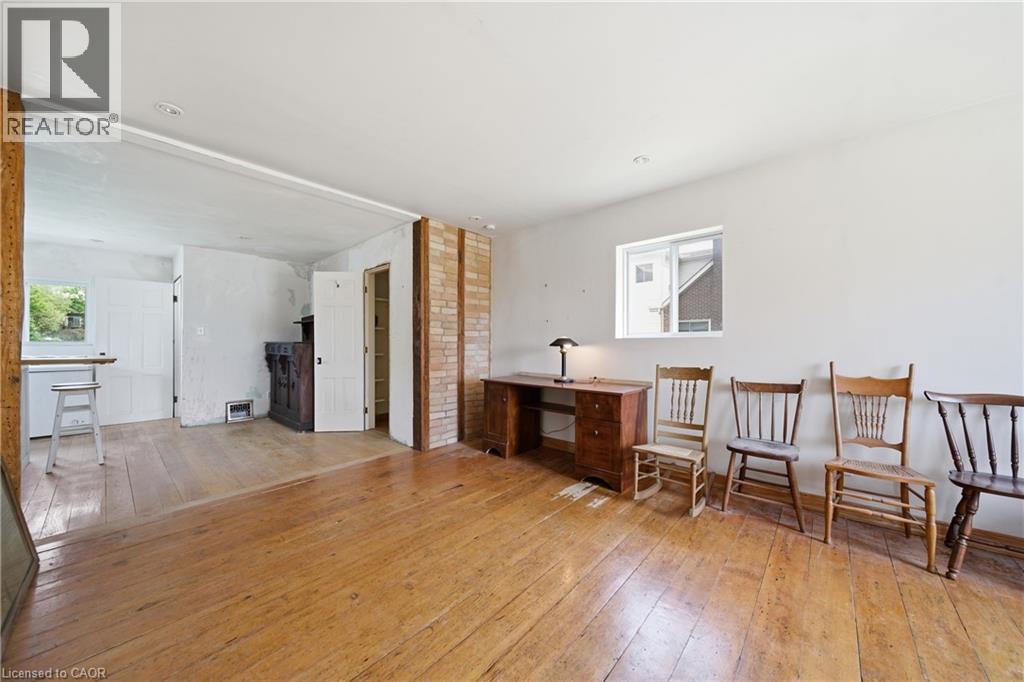 39 Stanley Avenue, Kitchener, Ontario  N2K 1C4 - Photo 9 - 40831833