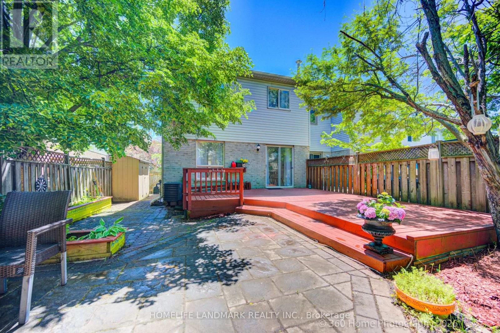 423 Levanna Lane, Oakville, Ontario  L6H 6B8 - Photo 2 - W13246196