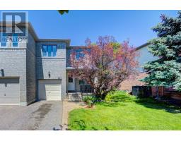 423 LEVANNA LANE, Oakville, Ontario