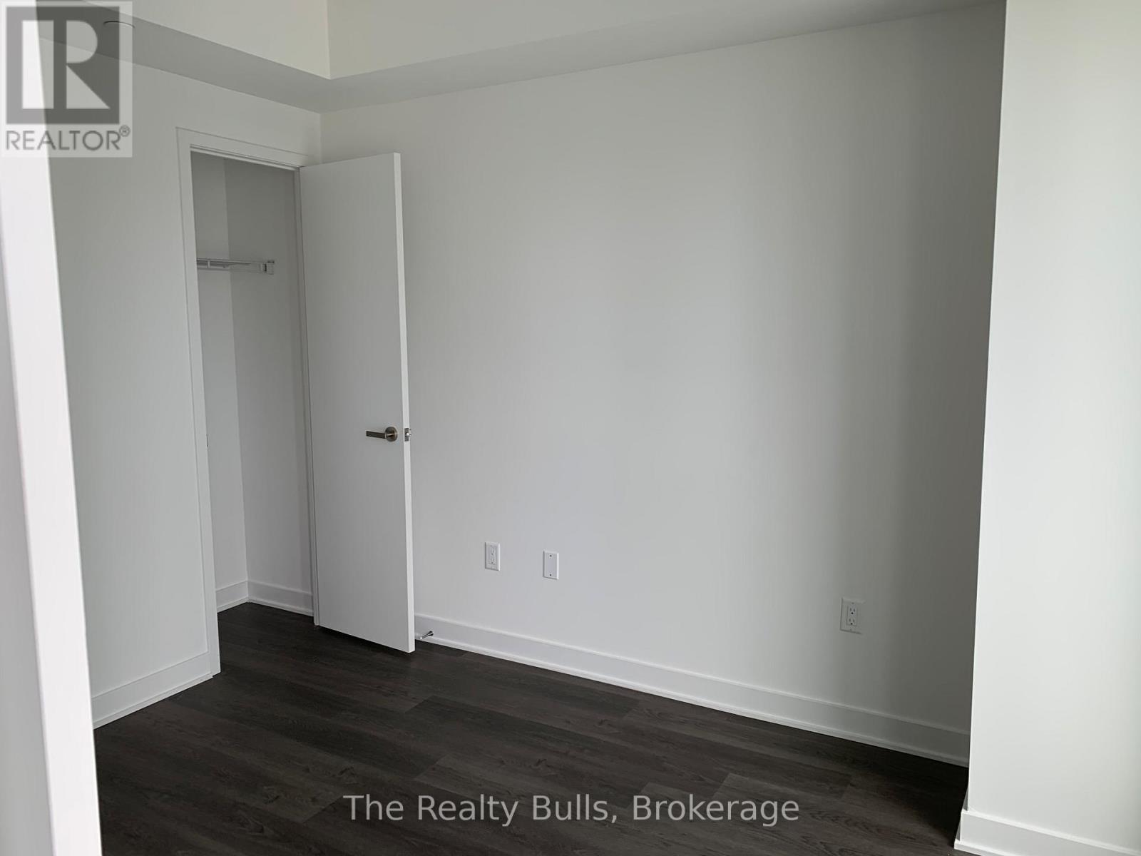1610 - 3900 Conferderation Parkway, Mississauga, Ontario  L5B 0M3 - Photo 8 - W13246292
