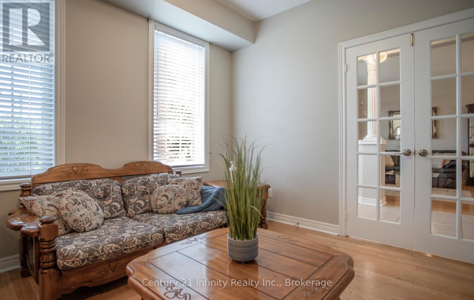1000 Riverview Crescent, Pickering, Ontario  L1V 7E5 - Photo 15 - E13246340