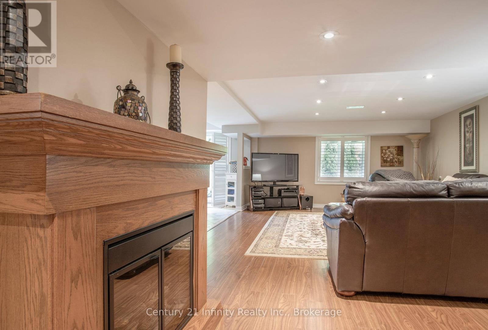 1000 Riverview Crescent, Pickering, Ontario  L1V 7E5 - Photo 36 - E13246340