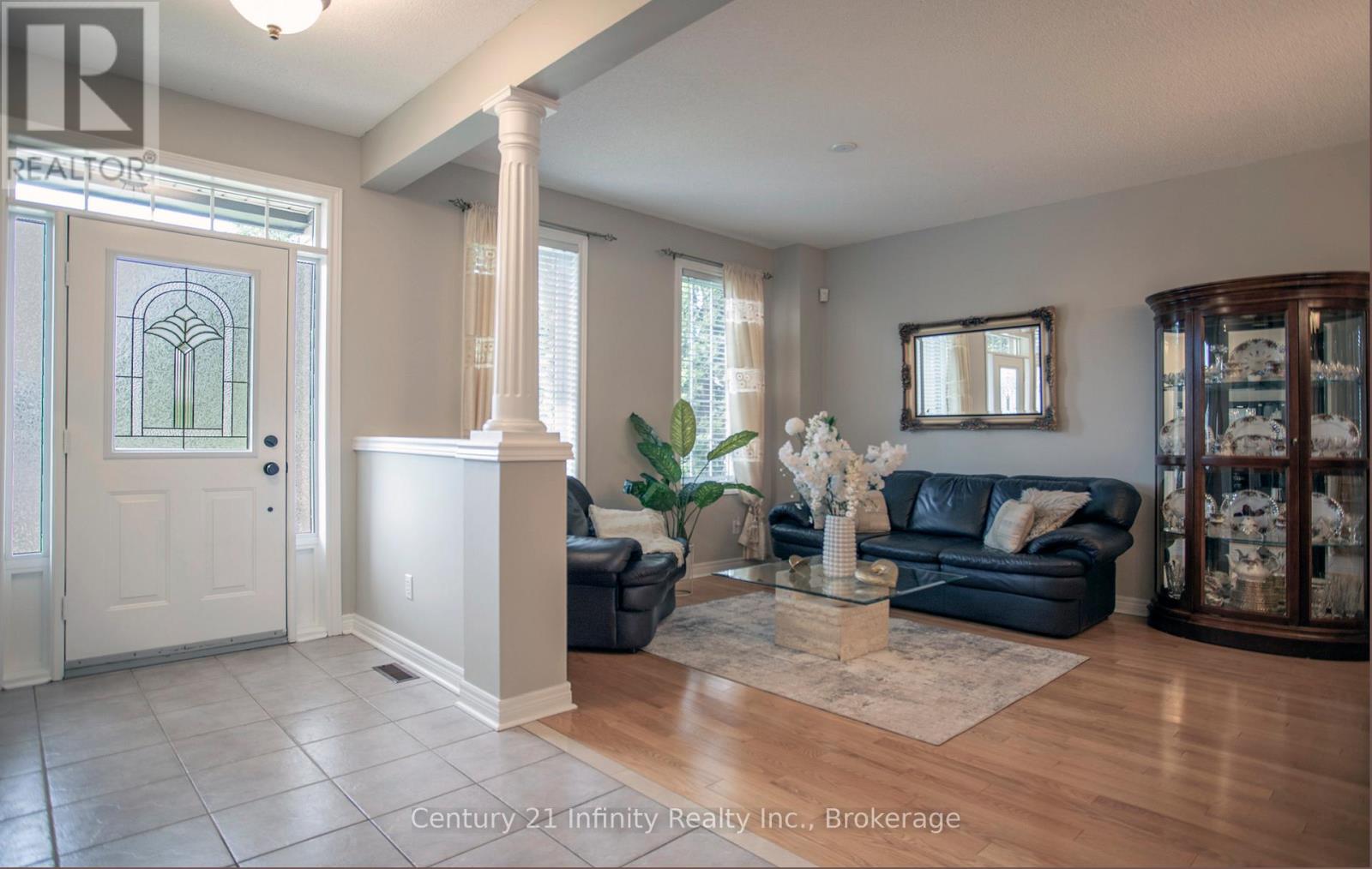 1000 Riverview Crescent, Pickering, Ontario  L1V 7E5 - Photo 7 - E13246340