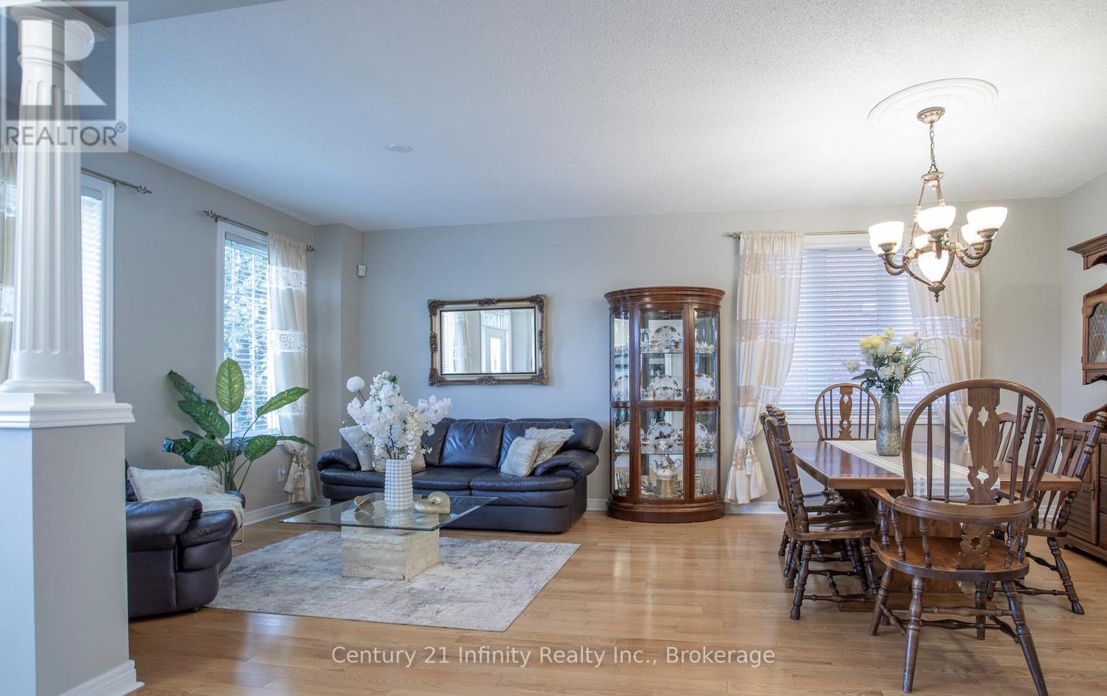 1000 Riverview Crescent, Pickering, Ontario  L1V 7E5 - Photo 9 - E13246340