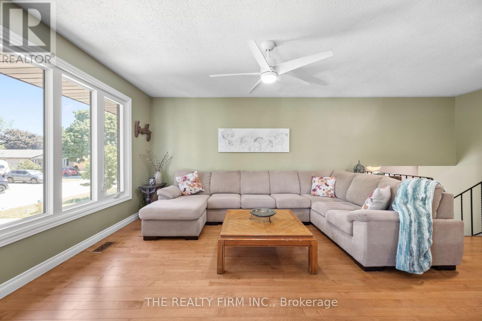 11 Brennan Drive, Strathroy-Caradoc, Ontario  N7G 3S2 - Photo 11 - X13246346