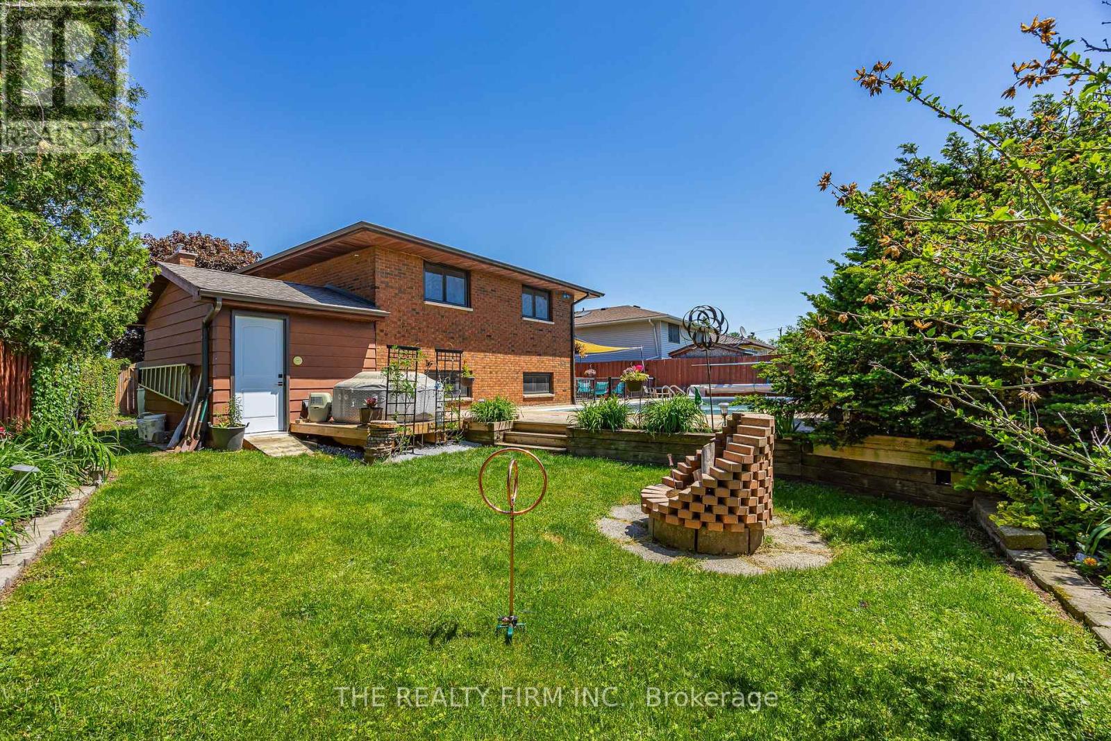 11 Brennan Drive, Strathroy-Caradoc, Ontario  N7G 3S2 - Photo 47 - X13246346