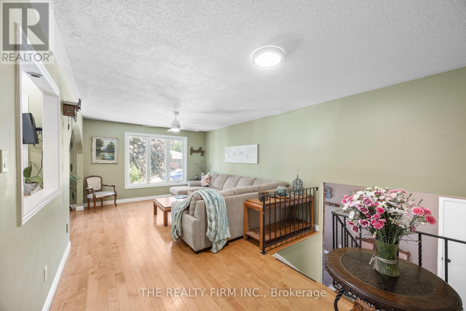 11 Brennan Drive, Strathroy-Caradoc, Ontario  N7G 3S2 - Photo 9 - X13246346