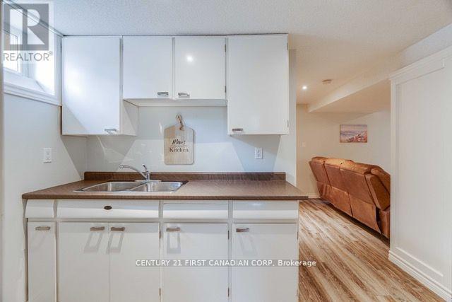 Lower - 216 Irving Place, London East, Ontario  N5V 2H9 - Photo 8 - X13246356
