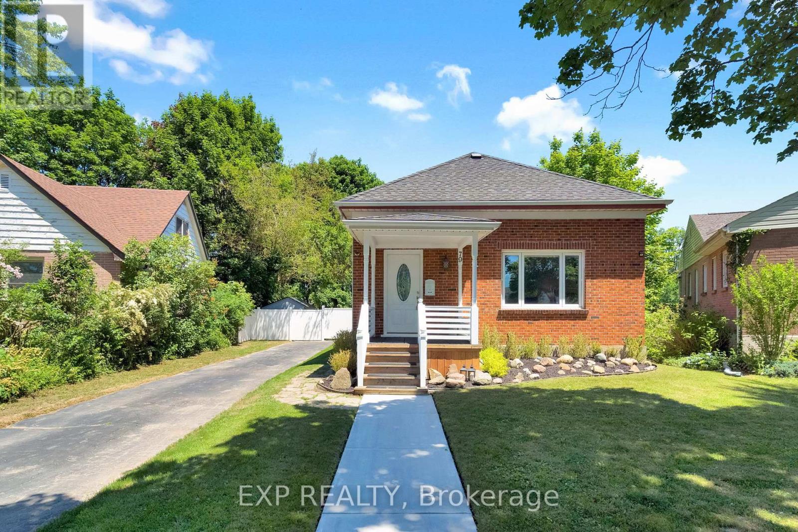 79 Heather Place, London East, Ontario  N5W 4L6 - Photo 3 - X13246358