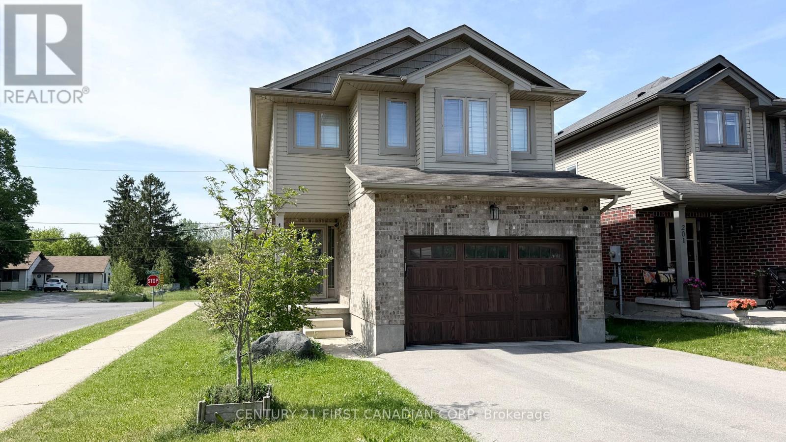 197 Baxter Street, London East, Ontario  N5W 0A2 - Photo 2 - X13246384