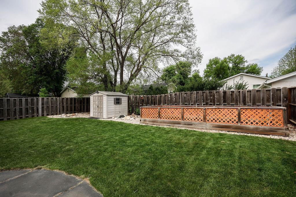 96 Fernleaf Drive, Winnipeg, Manitoba  R2M 4S8 - Photo 43 - 202611471