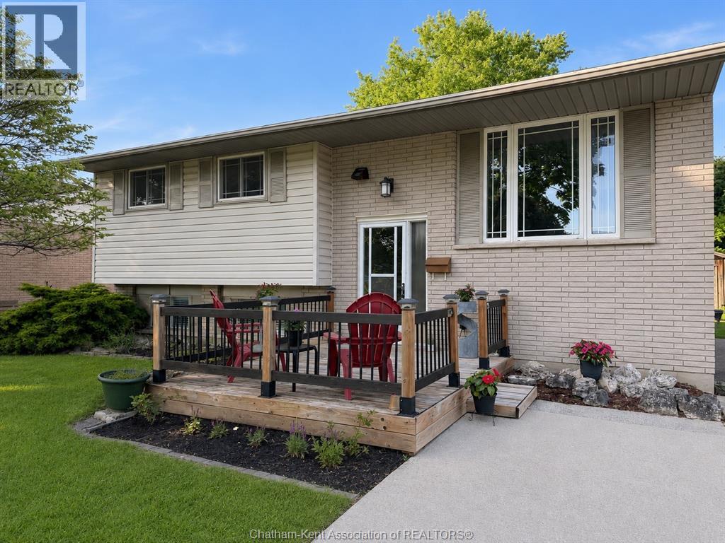 40 Thornhill Crescent, Chatham, Ontario  N7L 4M3 - Photo 4 - 26013209