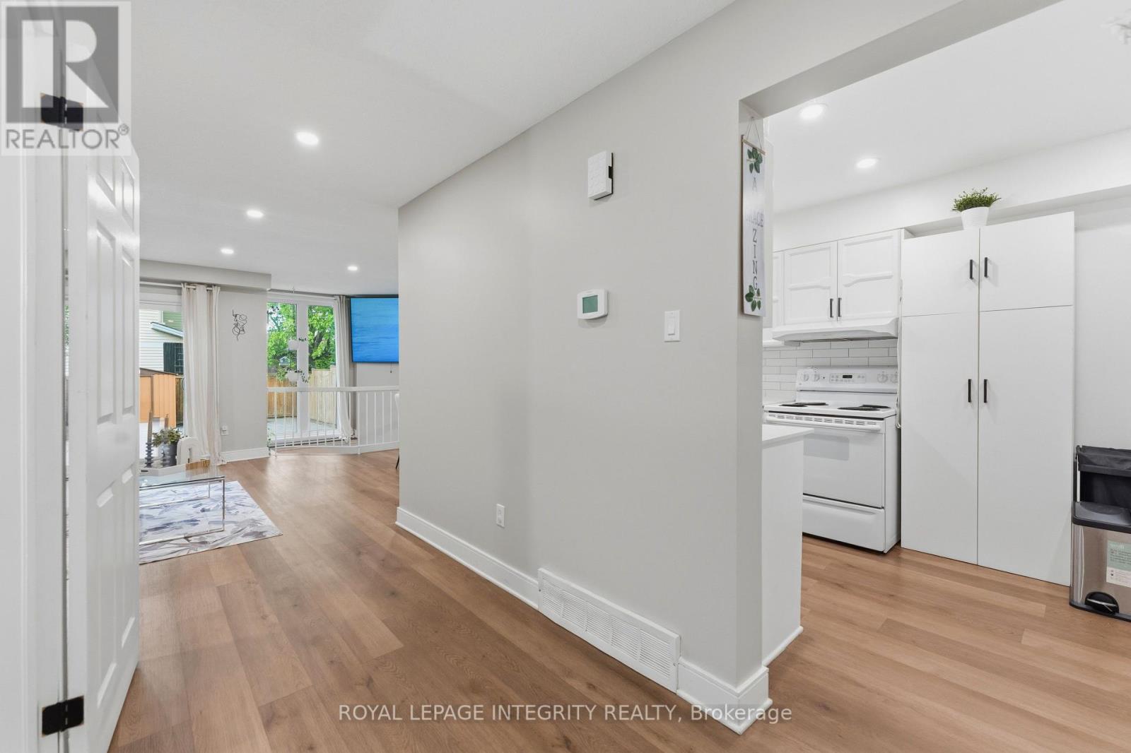 89 Burlington Crescent, Ottawa, Ontario  K1T 3K5 - Photo 6 - X13246430