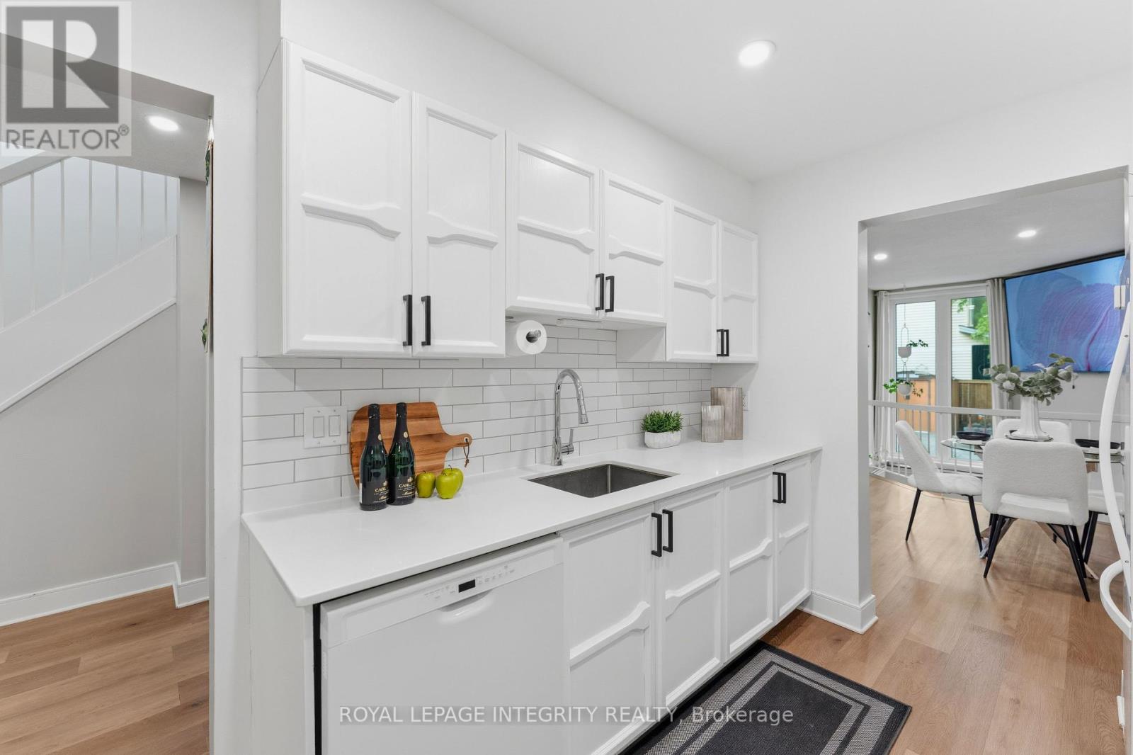 89 Burlington Crescent, Ottawa, Ontario  K1T 3K5 - Photo 8 - X13246430