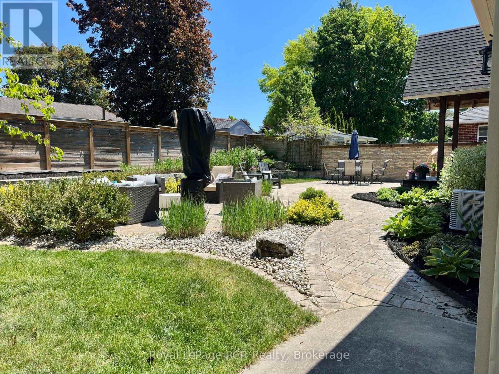 241 4th Street Crescent, Hanover, Ontario  N4N 3S9 - Photo 4 - X13246388