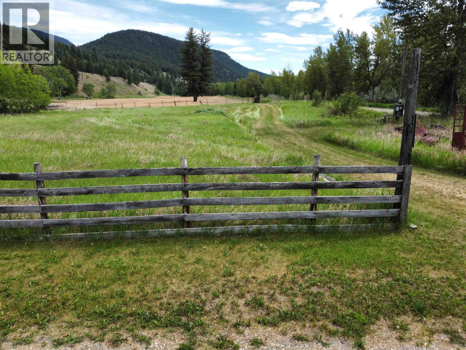 6669 Soda Creek-Macalister Road, Mcleese Lake, British Columbia  V0L 1P0 - Photo 13 - R3132614