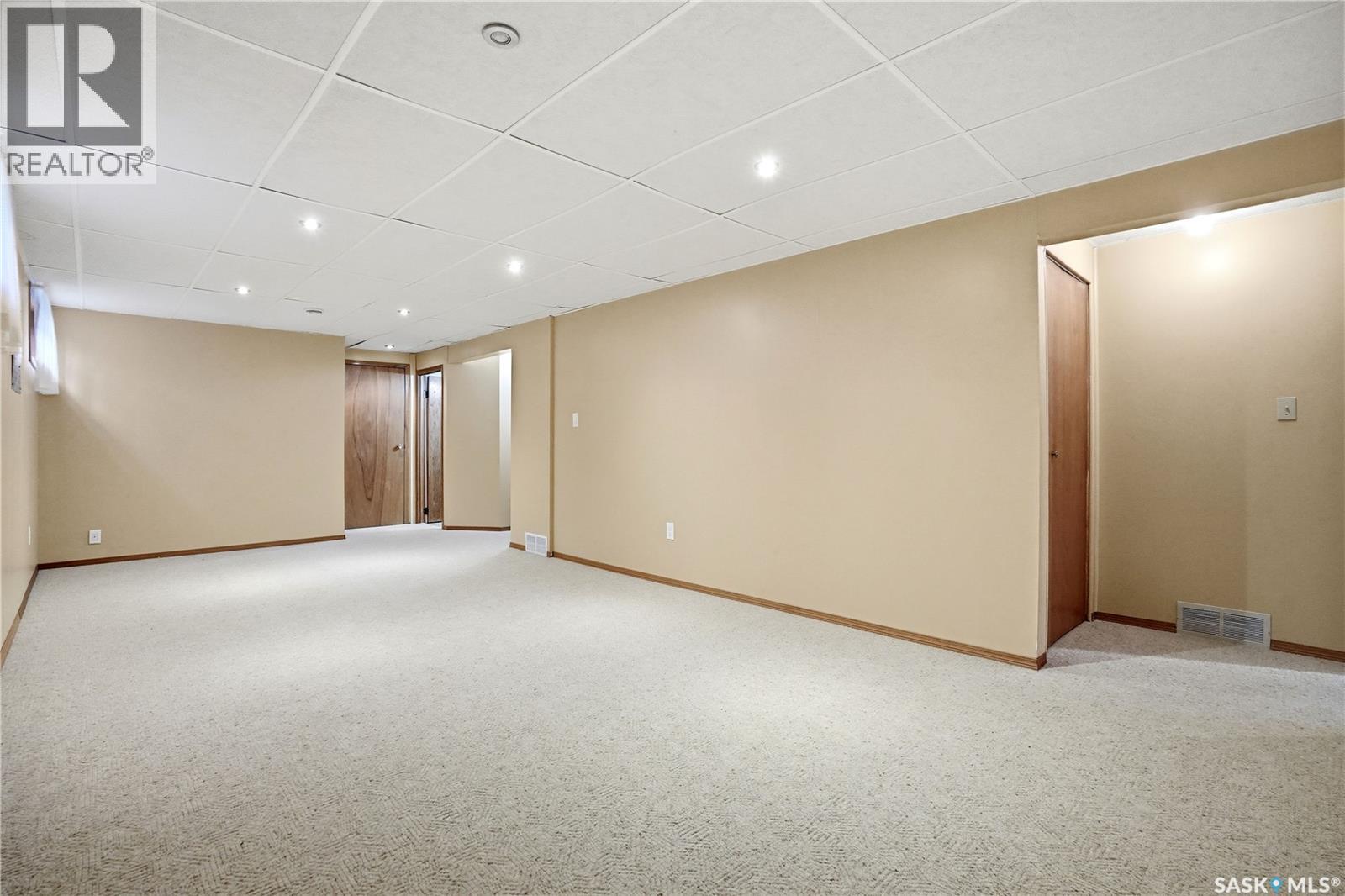 3344 Woodhams Drive, Regina, Saskatchewan  S4V 2R1 - Photo 31 - SK038317