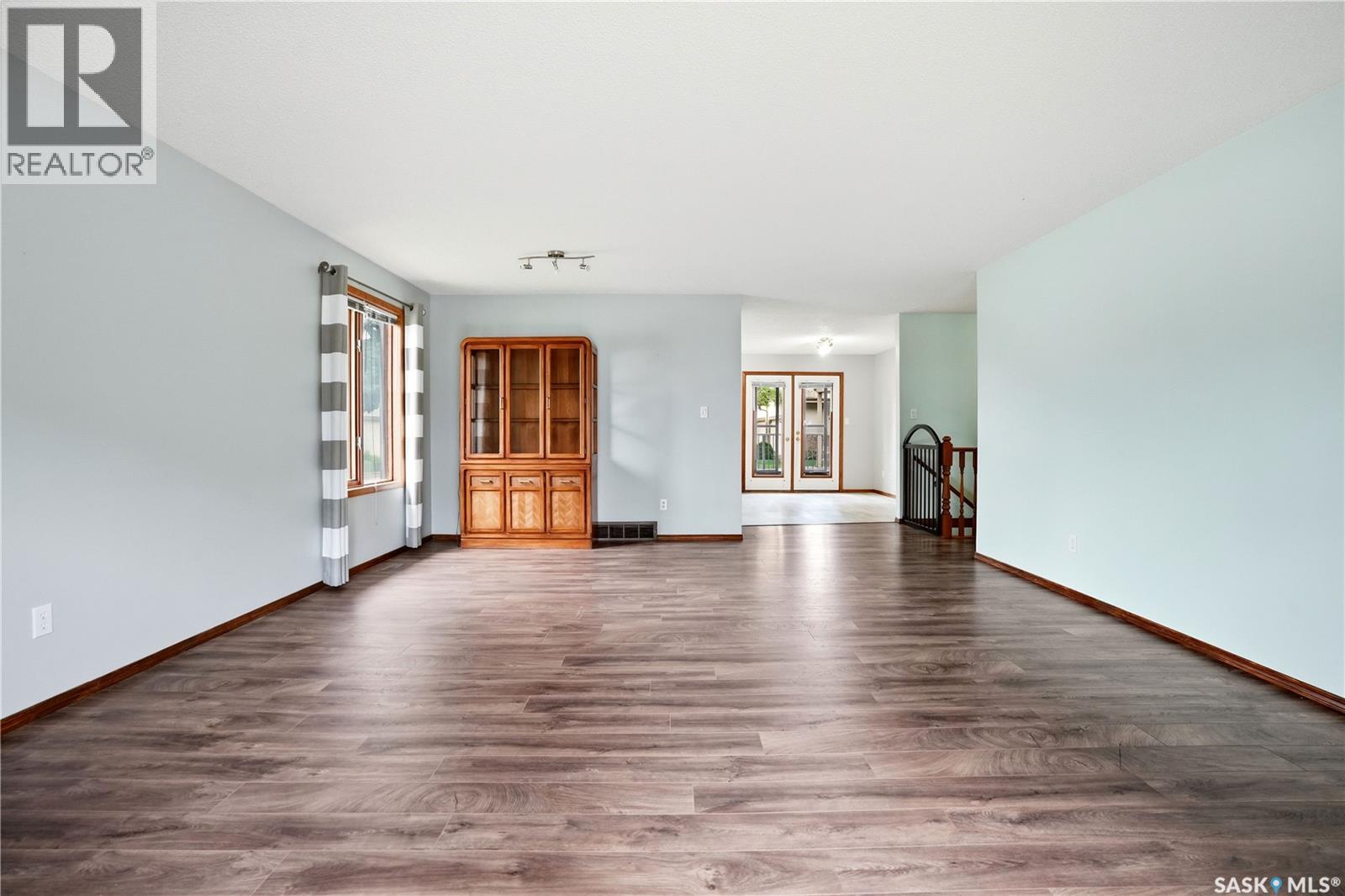 3344 Woodhams Drive, Regina, Saskatchewan  S4V 2R1 - Photo 8 - SK038317