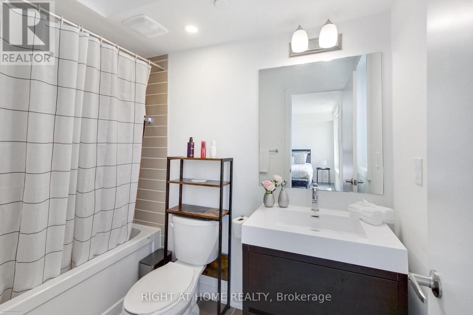 10 - 88 Turtle Island Road, Toronto, Ontario  M6A 0E4 - Photo 12 - C13246366