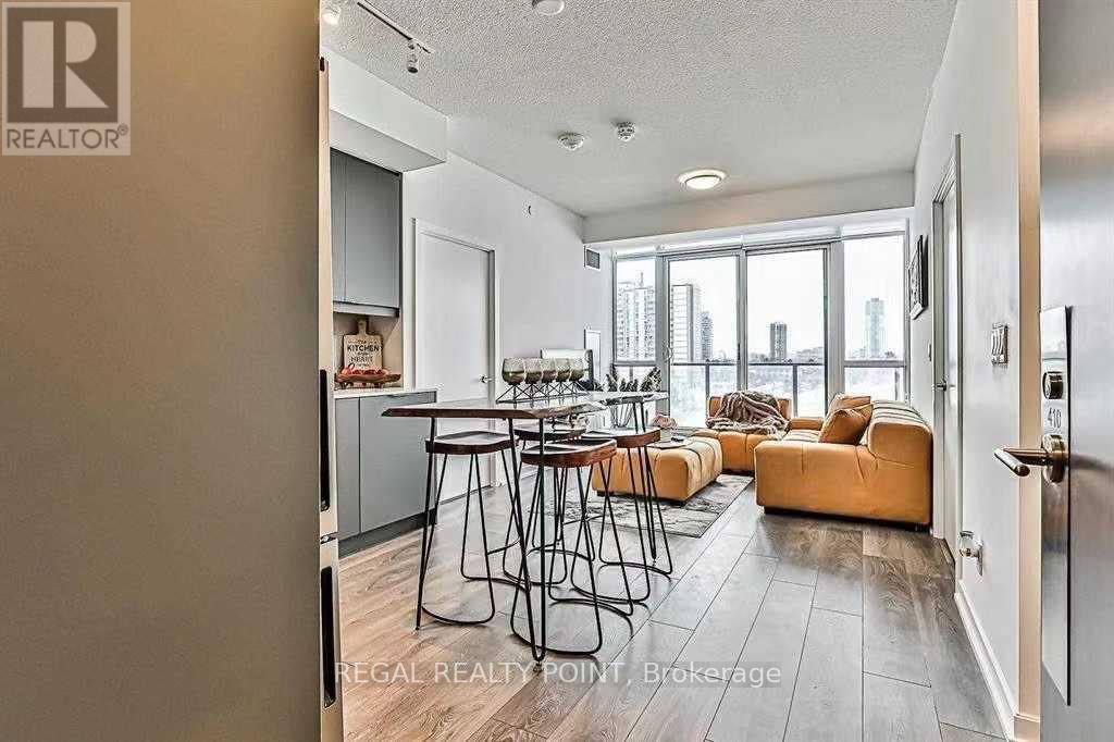 410 - 32 Forest Manor Road, Toronto, Ontario  M2J 0H2 - Photo 3 - C13246392