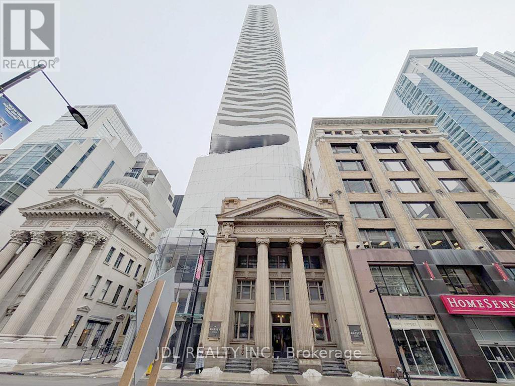 3814 - 197 Yonge Street, Toronto, Ontario  M5B 0C1 - Photo 2 - C13246408
