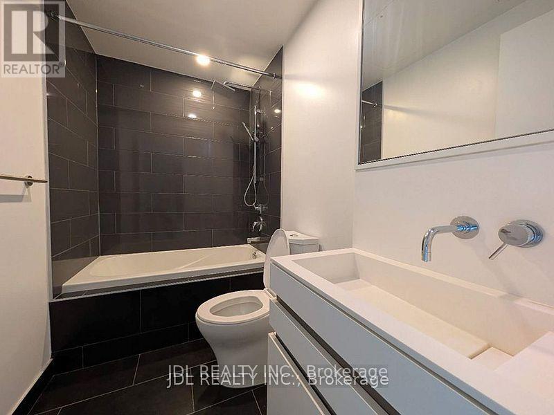 3814 - 197 Yonge Street, Toronto, Ontario  M5B 0C1 - Photo 9 - C13246408