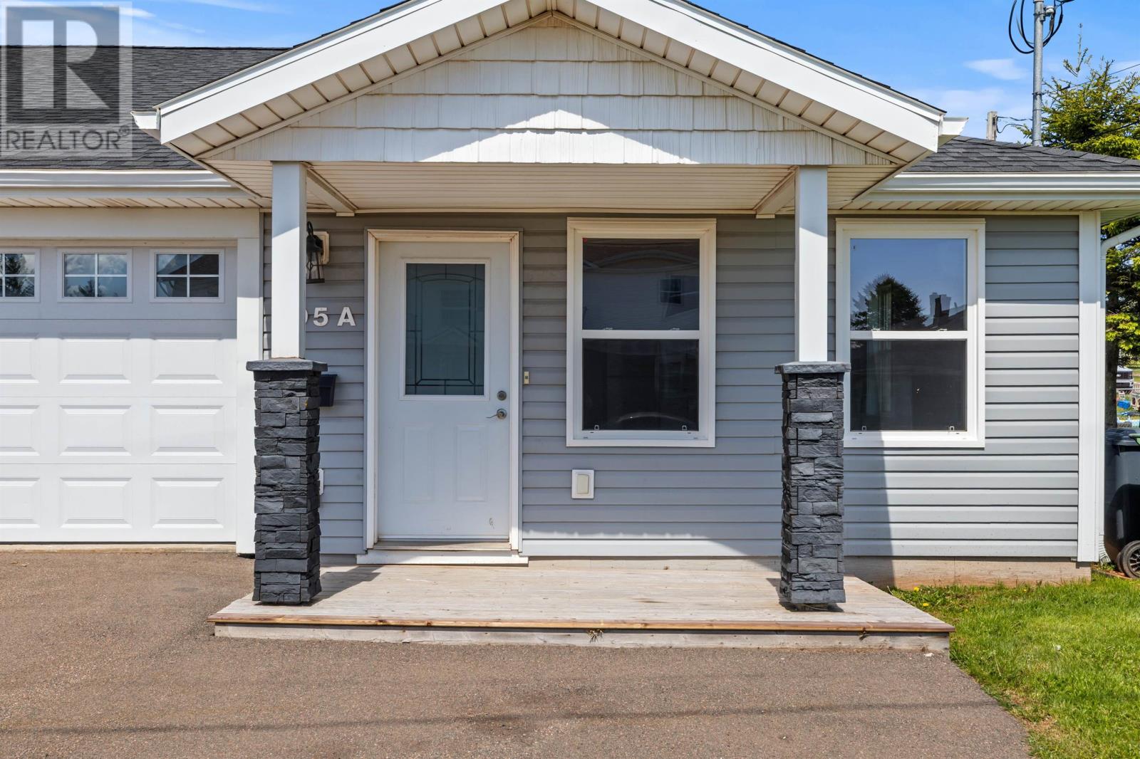305 Jennifer Street, Summerside, Prince Edward Island  C1N 6B6 - Photo 5 - 202613342