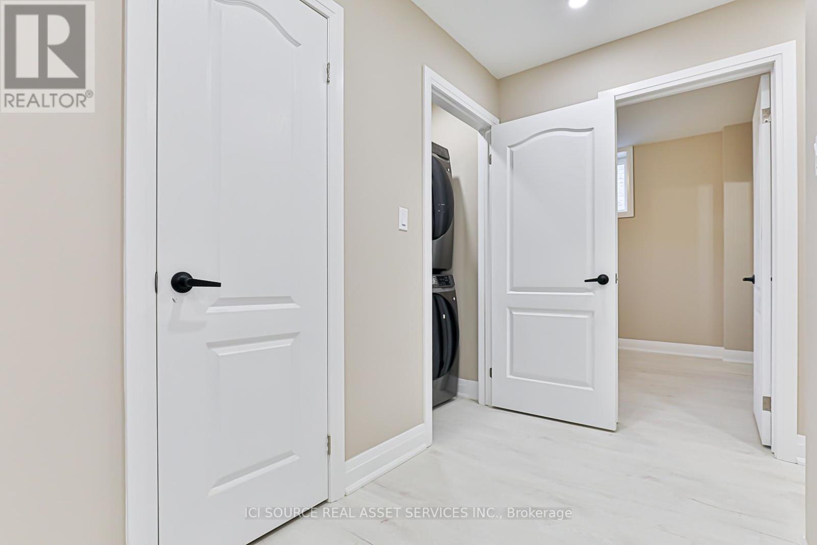 B - 747 Langford Boulevard, Bradford West Gwillimbury, Ontario  L3Z 4H8 - Photo 10 - N13246368