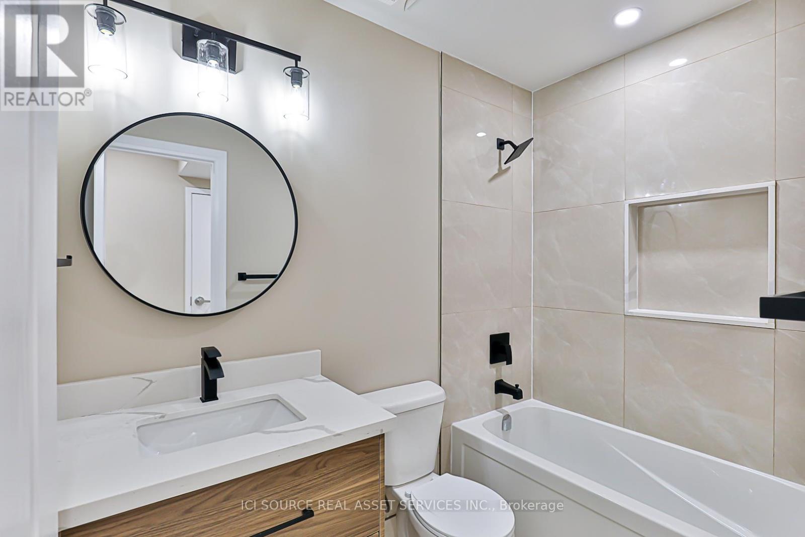 B - 747 Langford Boulevard, Bradford West Gwillimbury, Ontario  L3Z 4H8 - Photo 6 - N13246368