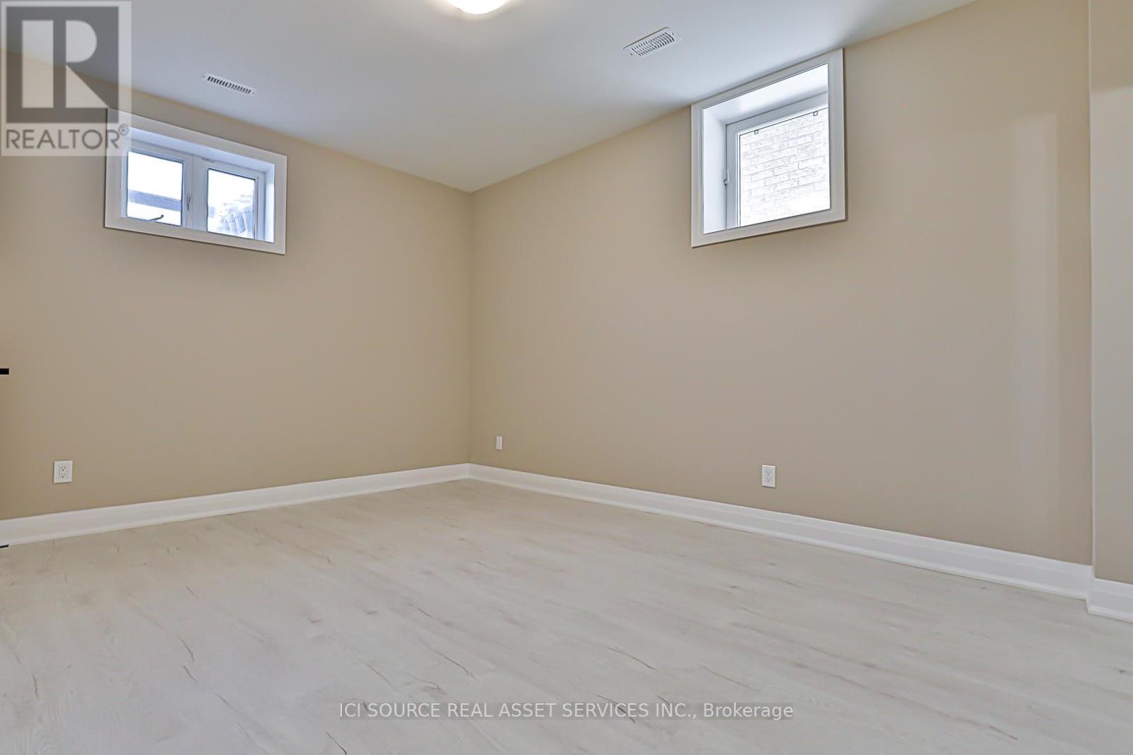 B - 747 Langford Boulevard, Bradford West Gwillimbury, Ontario  L3Z 4H8 - Photo 9 - N13246368