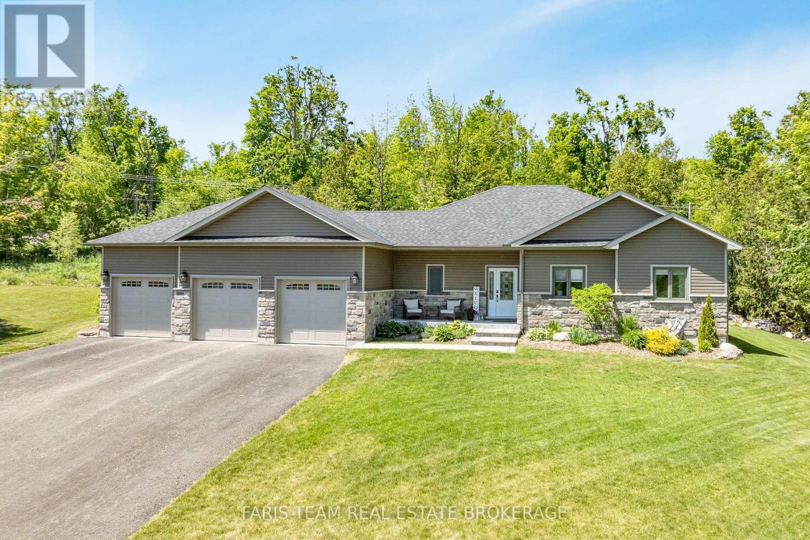 44 BACHLY AVENUE, Oro-Medonte, Ontario