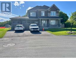 128 D'ARLEUX PLACE, Ottawa, Ontario