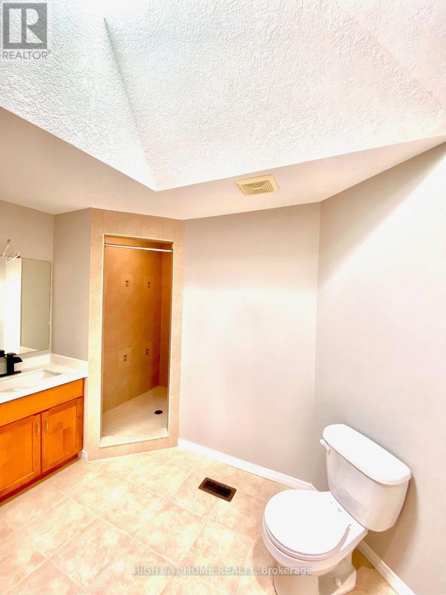 Upper - 154 Severn Drive, Guelph, Ontario  N1E 7K5 - Photo 18 - X13246398