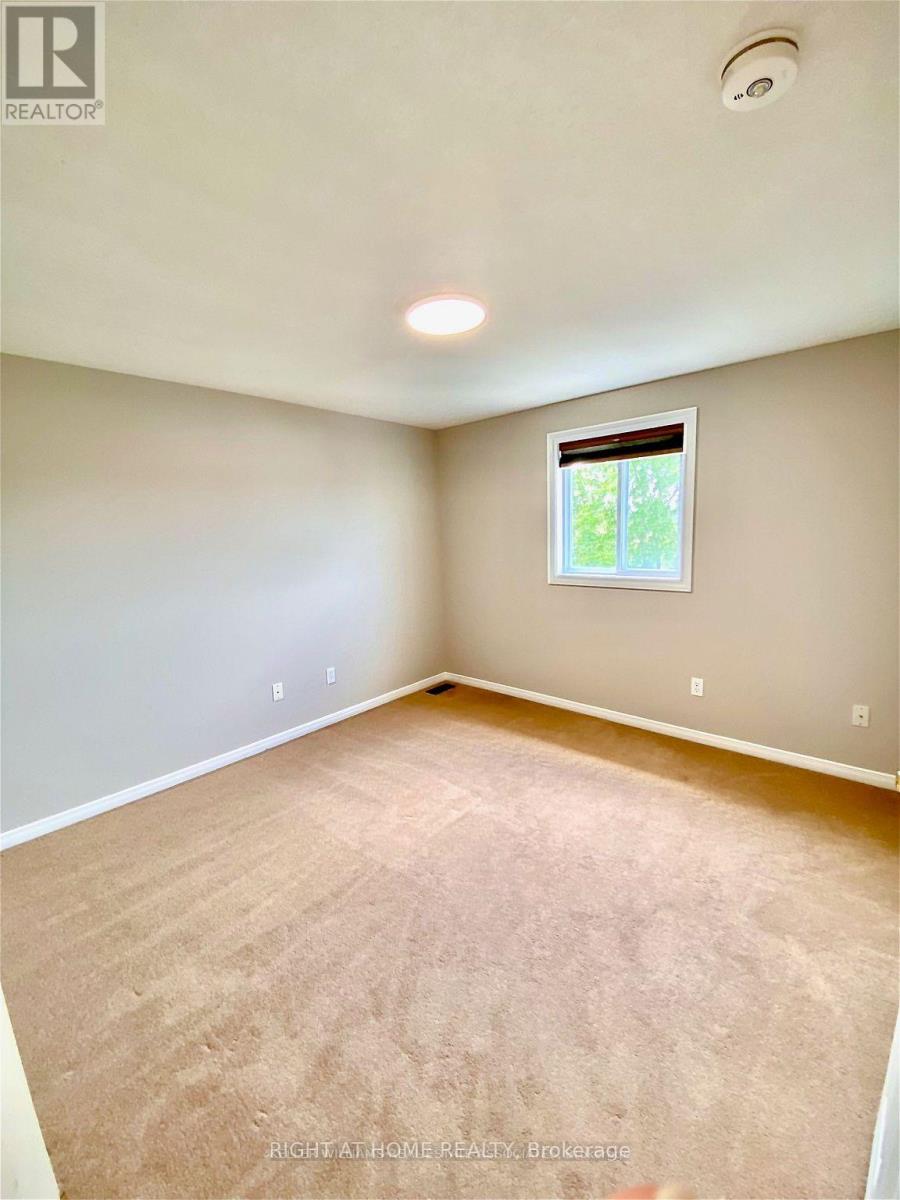 Upper - 154 Severn Drive, Guelph, Ontario  N1E 7K5 - Photo 20 - X13246398