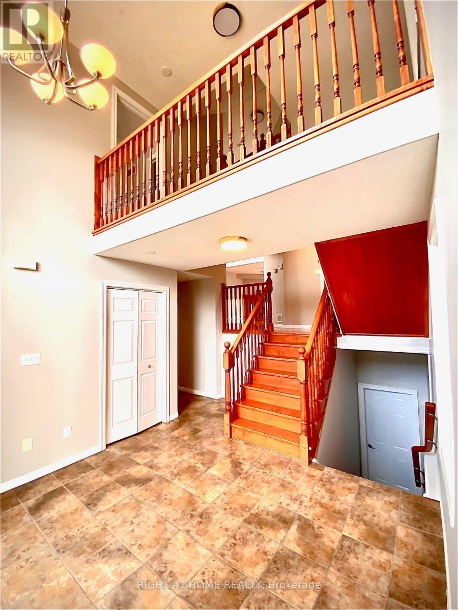 Upper - 154 Severn Drive, Guelph, Ontario  N1E 7K5 - Photo 3 - X13246398