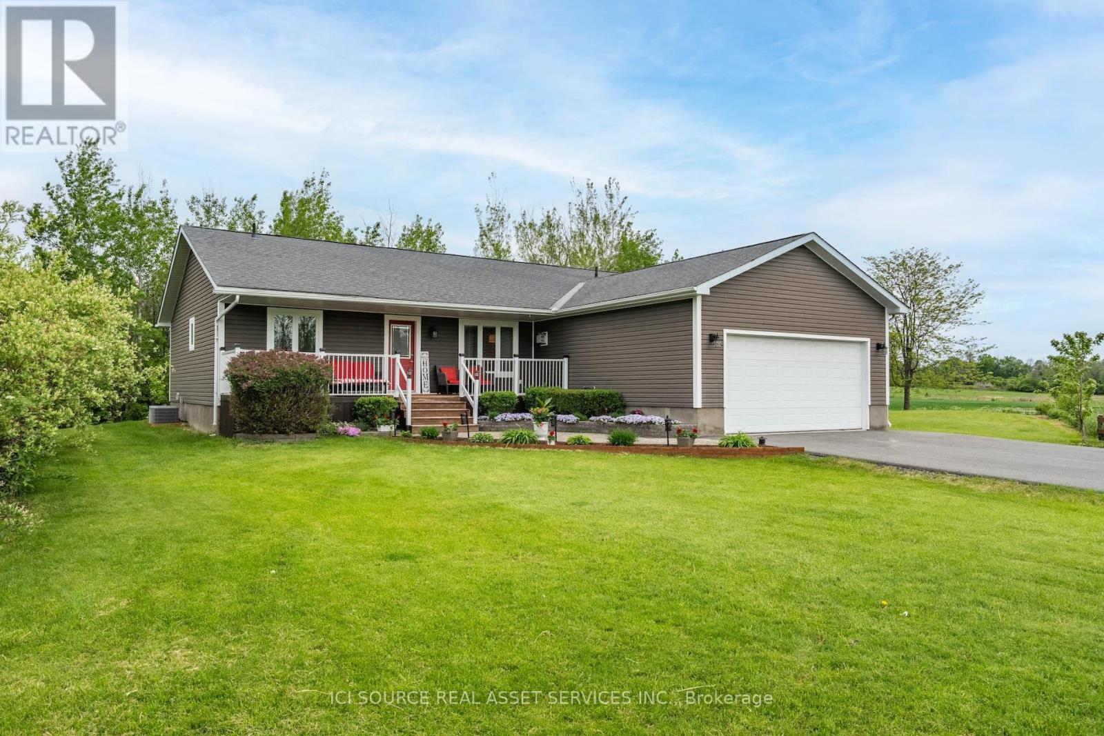 19241 Richmond Court, South Glengarry, Ontario  K0C 2E0 - Photo 2 - X13246434