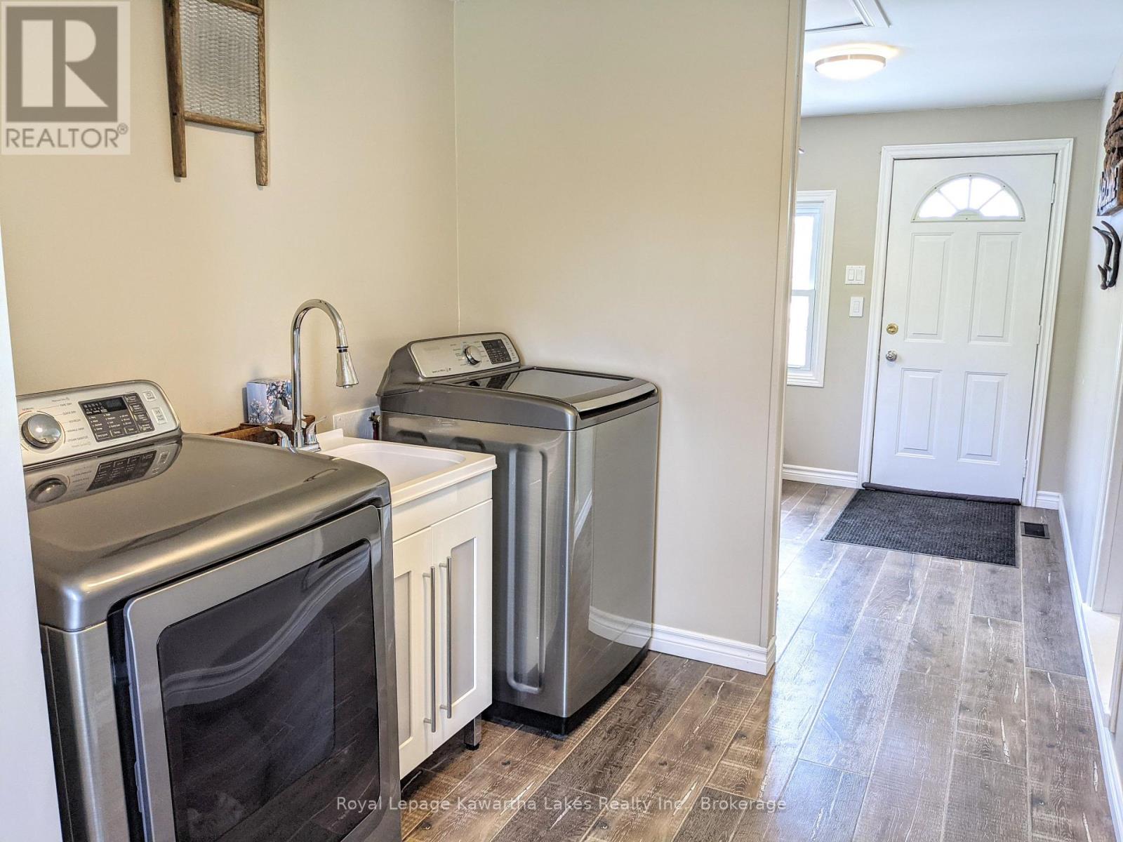 21 Pleasure Street, Kawartha Lakes, Ontario  K0M 1G0 - Photo 19 - X13246460